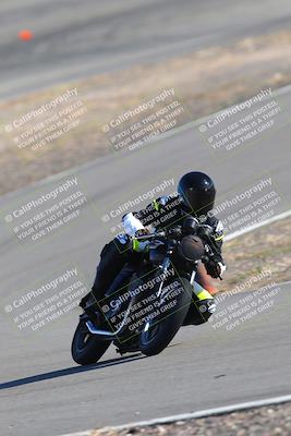 media/Feb-05-2023-Classic Track Day (Sun) [[c35aca4a42]]/Group 2/session 4 turn 4/